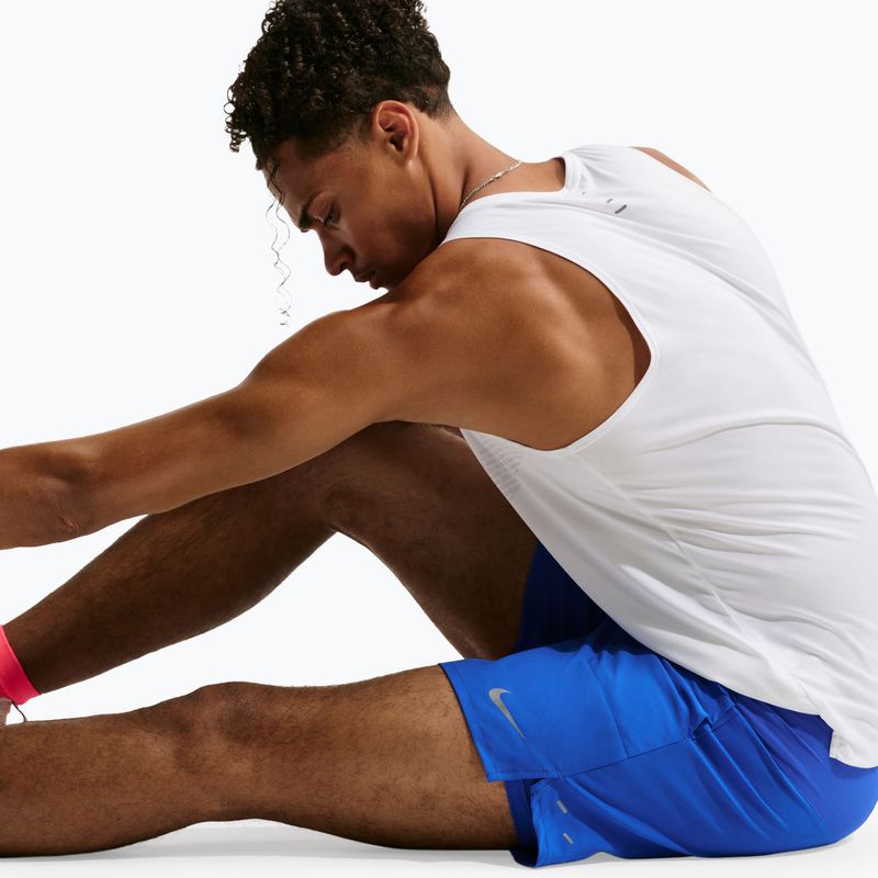Pánske bežecké šortky Nike Stride Dri-Fit 2in1 7" hyper royal 4