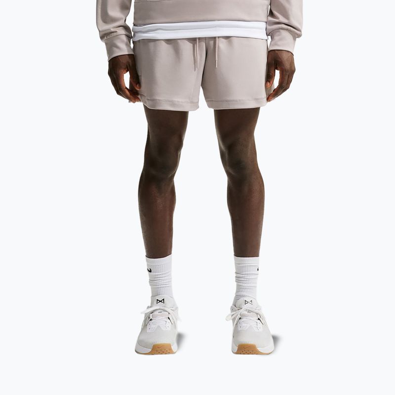 Pánske tréninkové šortky Nike Primary NanoKnit moon particle/college grey/moon particle 7