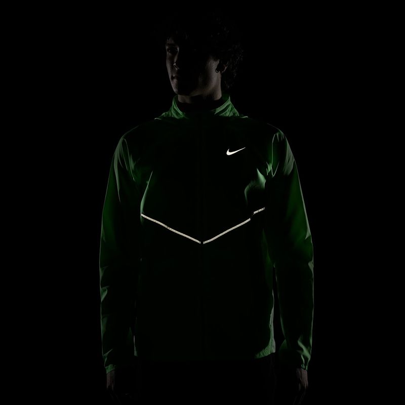 Pánska bežecká bunda Nike Miler illusion green 4
