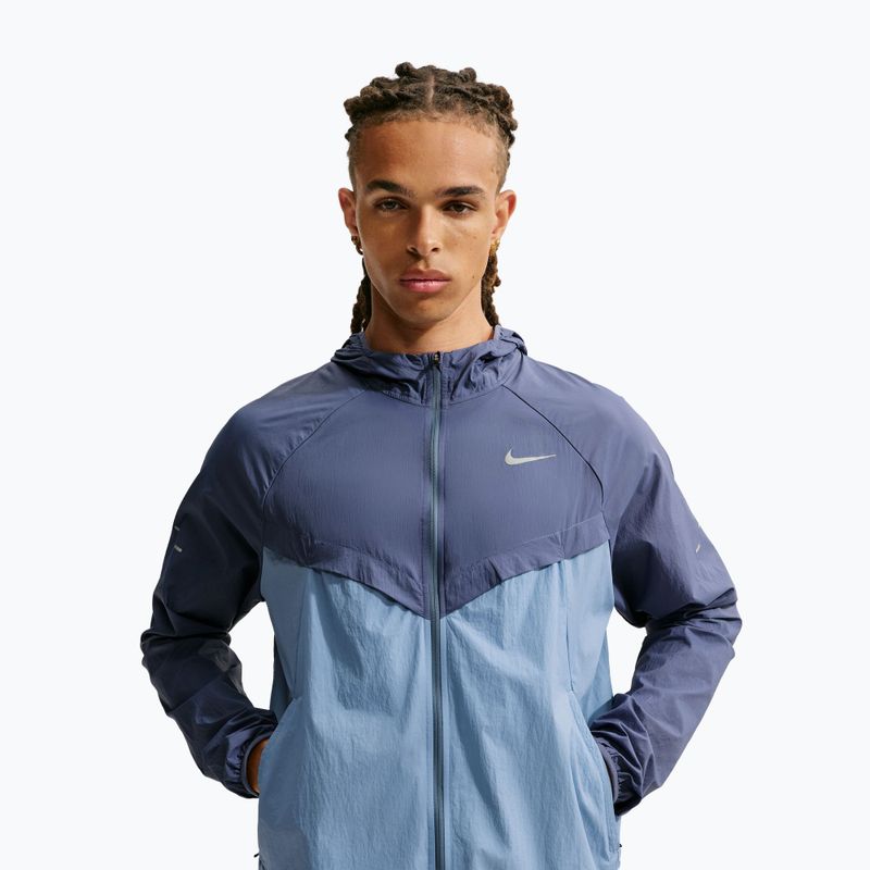 Pánska bežecká bunda Nike Stride diffused blue/work blue 4