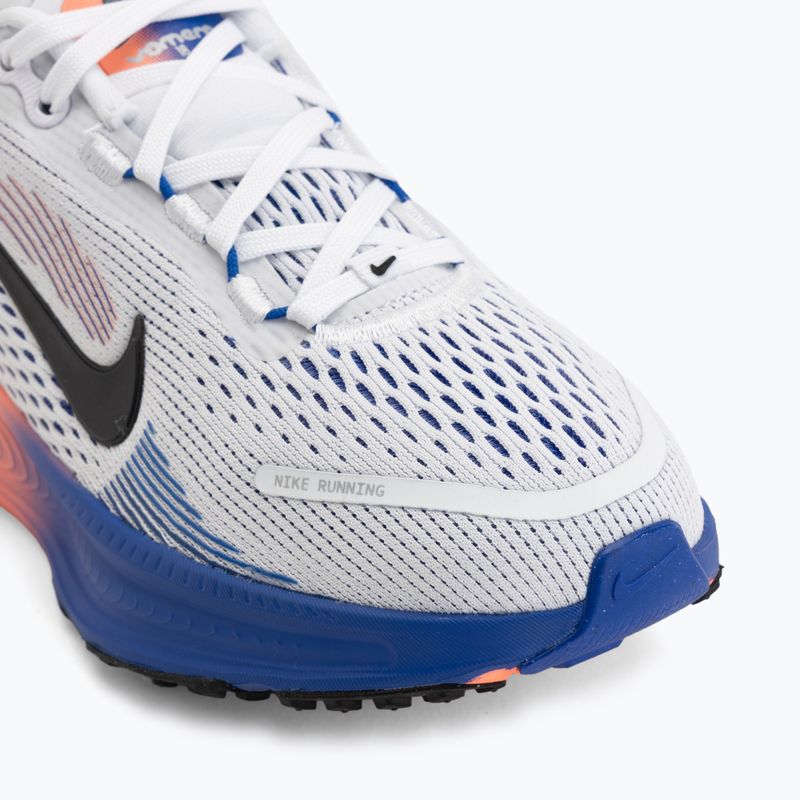 Detské bežecké topánky Nike Vomero 18 white/racer blue/atomic pink/black 7