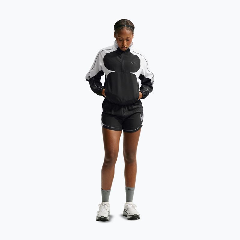 Dámske bežecké šortky Nike Tempo Dri-Fit Unlined black/white/cool grey 2