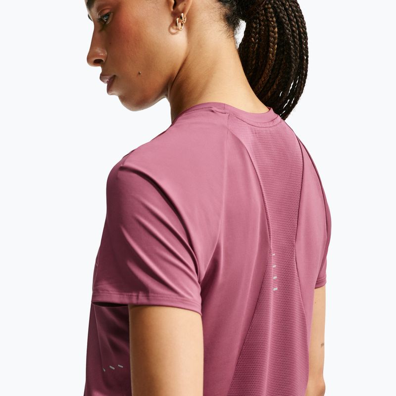 Dámske bežecké tričko Nike Swift Dri-Fit pink smoke 5