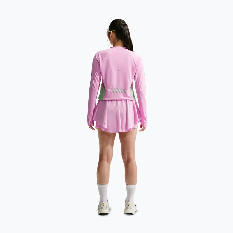 Dámske bežecké tričko longsleeve Nike Swift Jersey Top pink rise/illusion green 3
