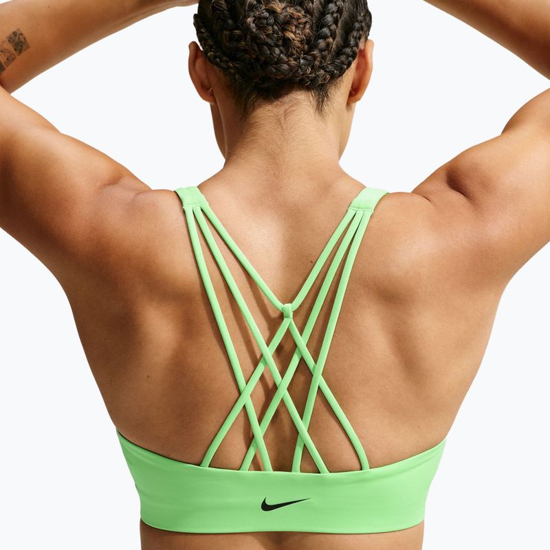 Fitness podprsenka Nike Indy Strappy illusion green/black 3