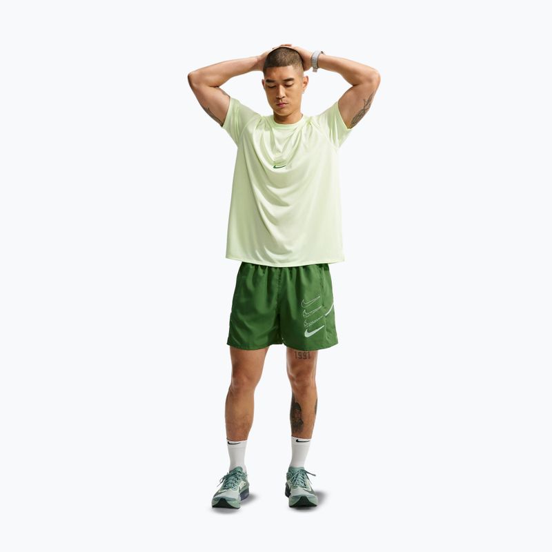 Pánske bežecké šortky Nike Miler forest green 2
