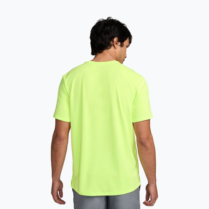 Pánske bežecké tričko Nike Miler Dri-Fit UV light lemon twist 2