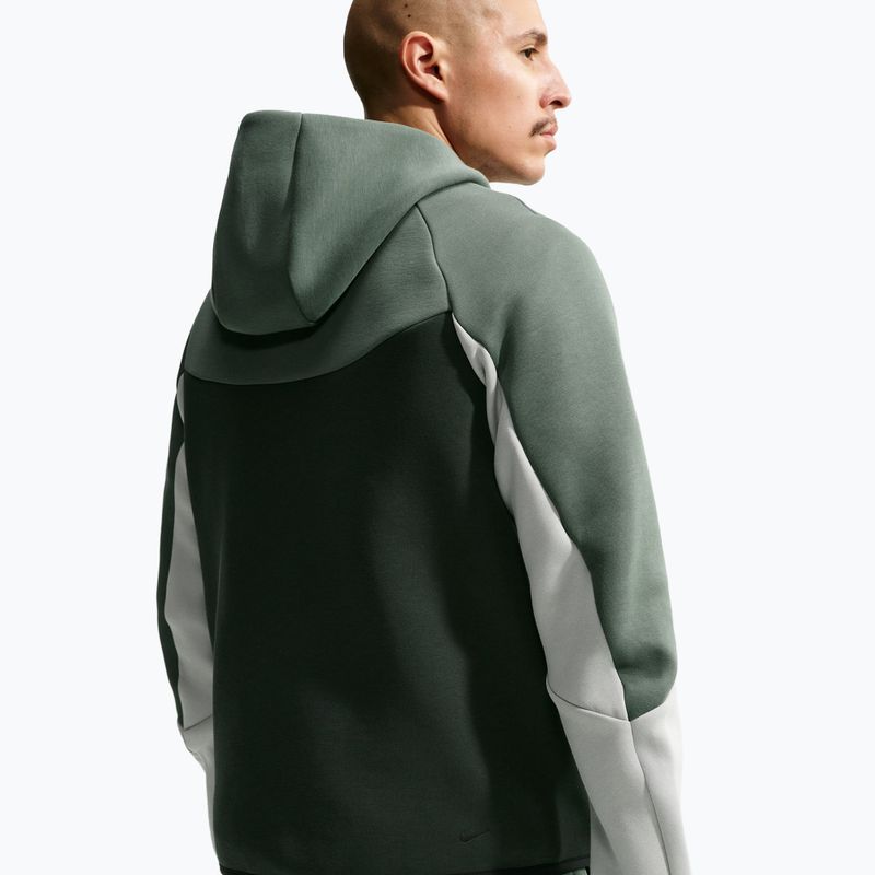 Pánska mikina Nike Tech Windrunner Full Zip camo green/black spruce/chrome yellow 5