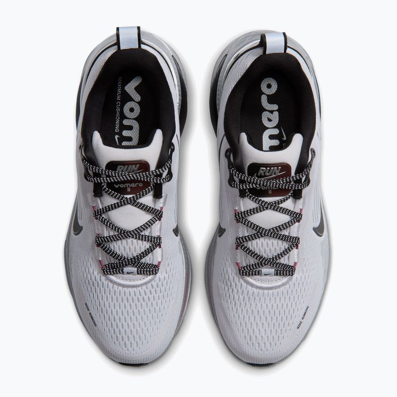 Dámske bežecké topánky Nike Vomero 18 vast grey/metallic silver/black 3