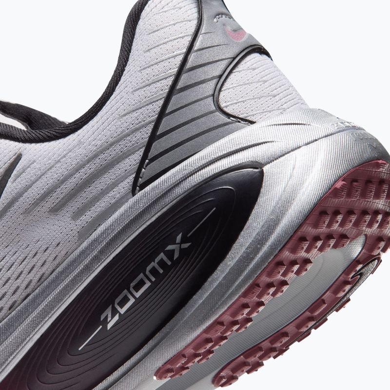 Dámske bežecké topánky Nike Vomero 18 vast grey/metallic silver/black 6