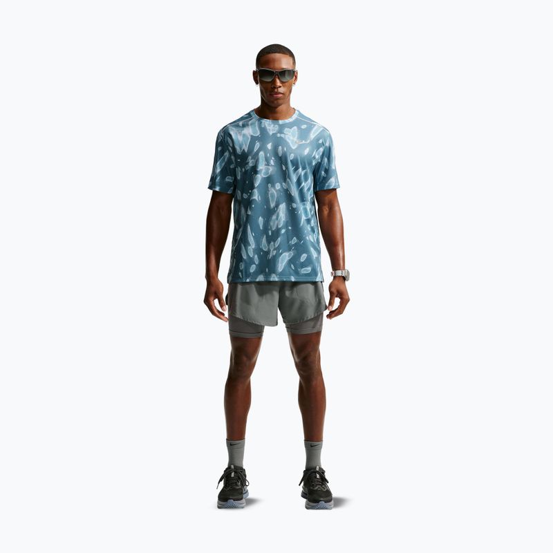 Pánske bežecké tričko Nike Miler Dri-Fit UV smokey blue 2