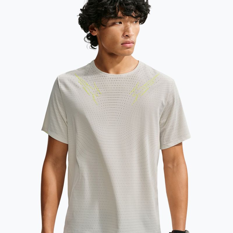 Pánske bežecké tričko Nike AeroSwift Dri-Fit ADV light bone 4