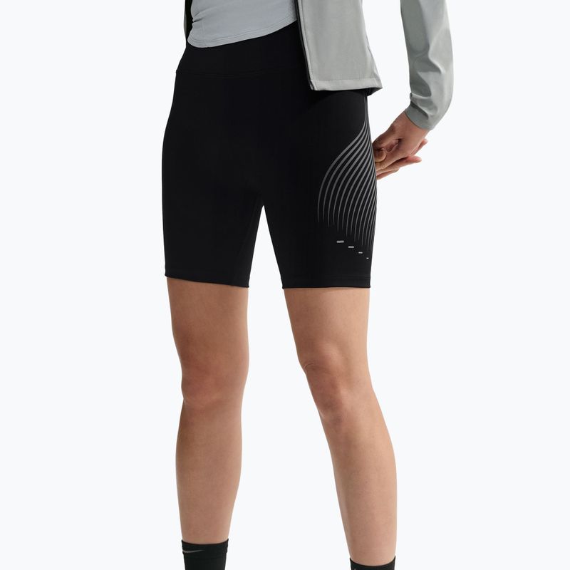 Dámske bežecké šortky Nike Swift black 4