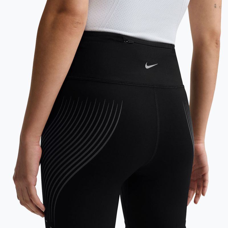 Dámske bežecké šortky Nike Swift black 5