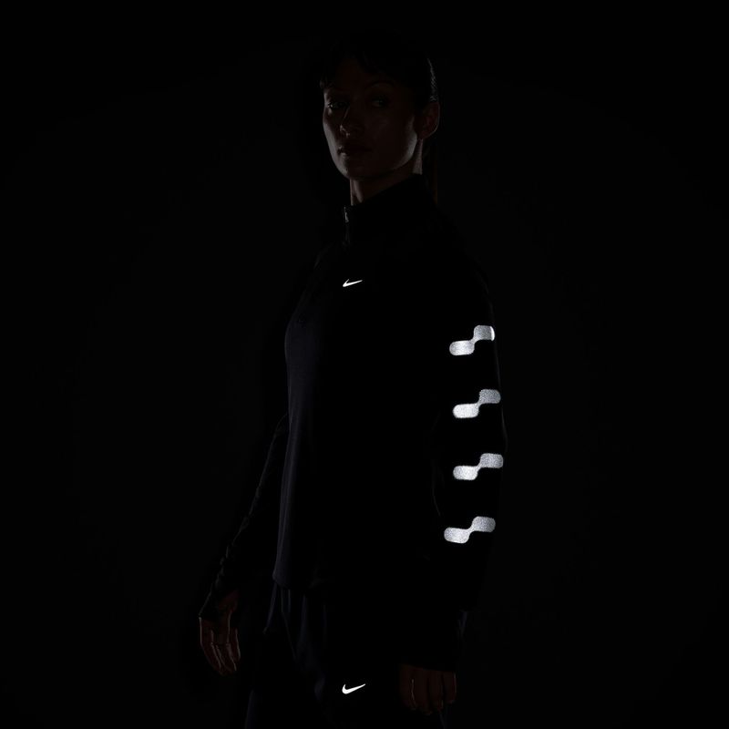 Dámske bežecké tričko longsleeve Nike Tempo Flash black 8