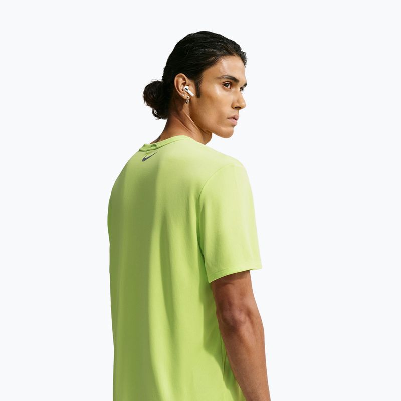 Pánske bežecké tričko Nike Miler light lemon twist 5