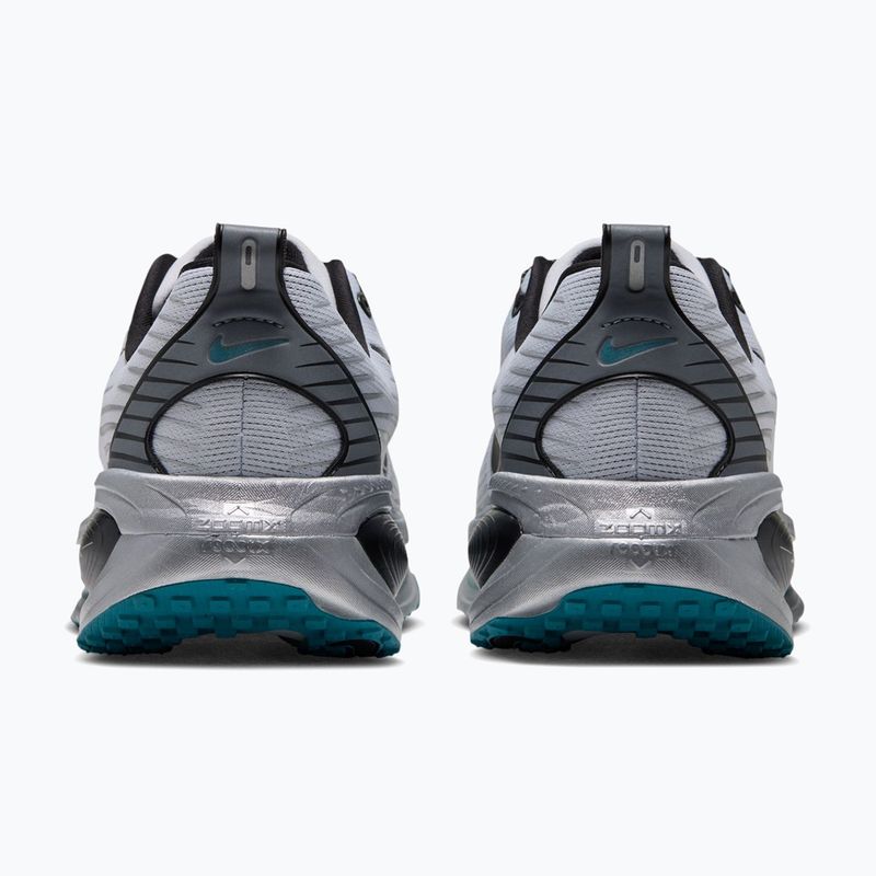 Pánske bežecké topánky Nike Vomero 18 football grey/metallic cool grey/black 2