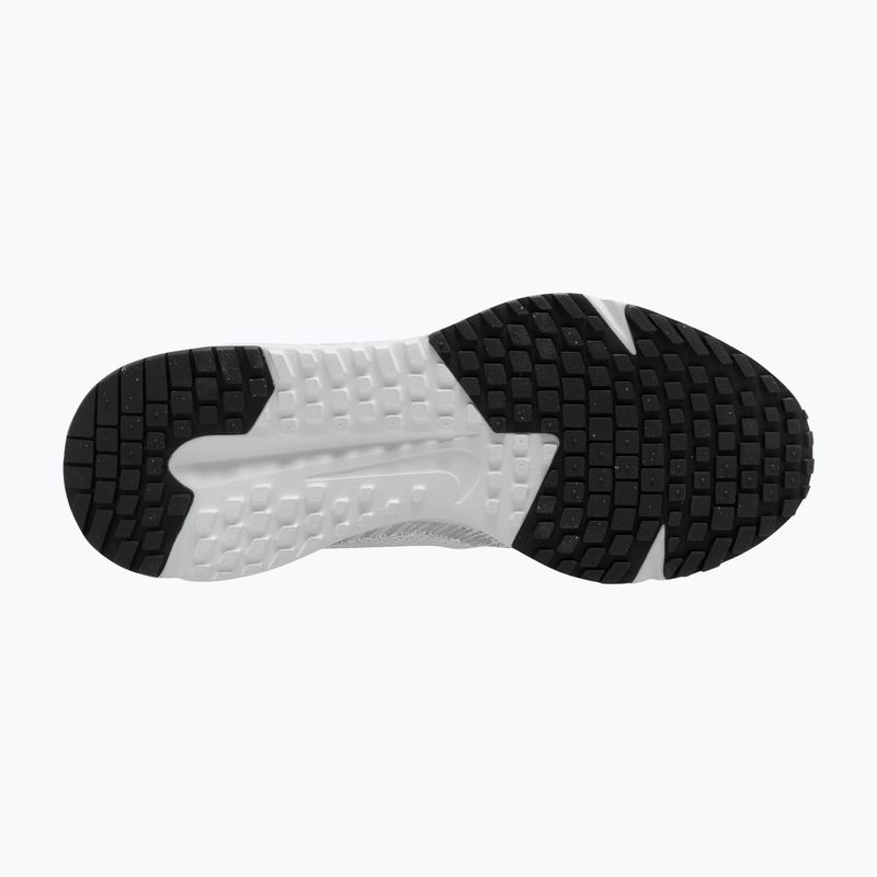 Dámske bežecké topánky Nike Run Defy wolf grey/off white/metallic silver 3
