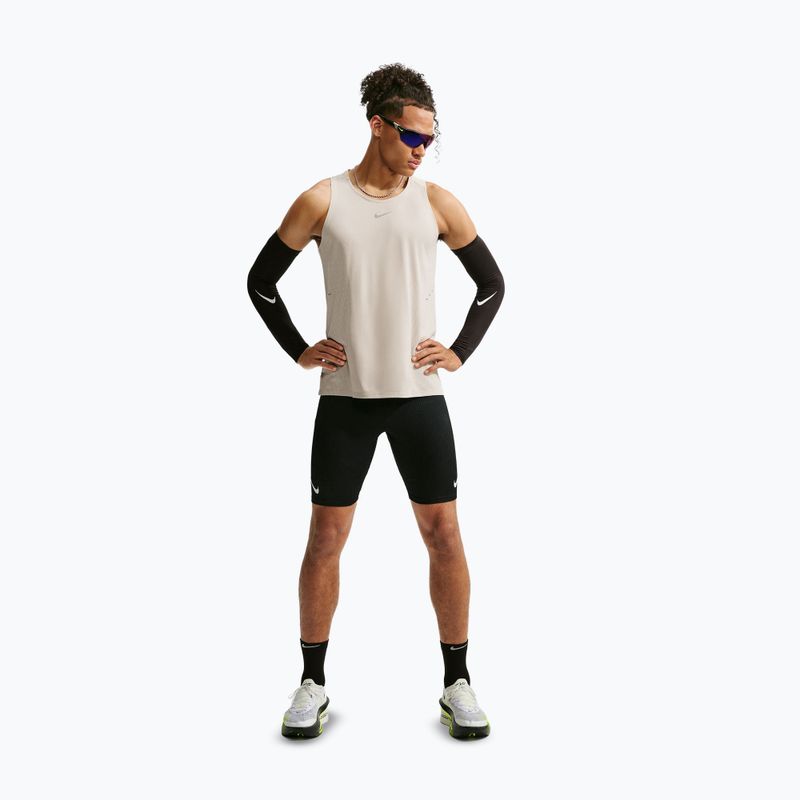 Pánske bežecké tričko Nike Stride cream Ii/sail 2