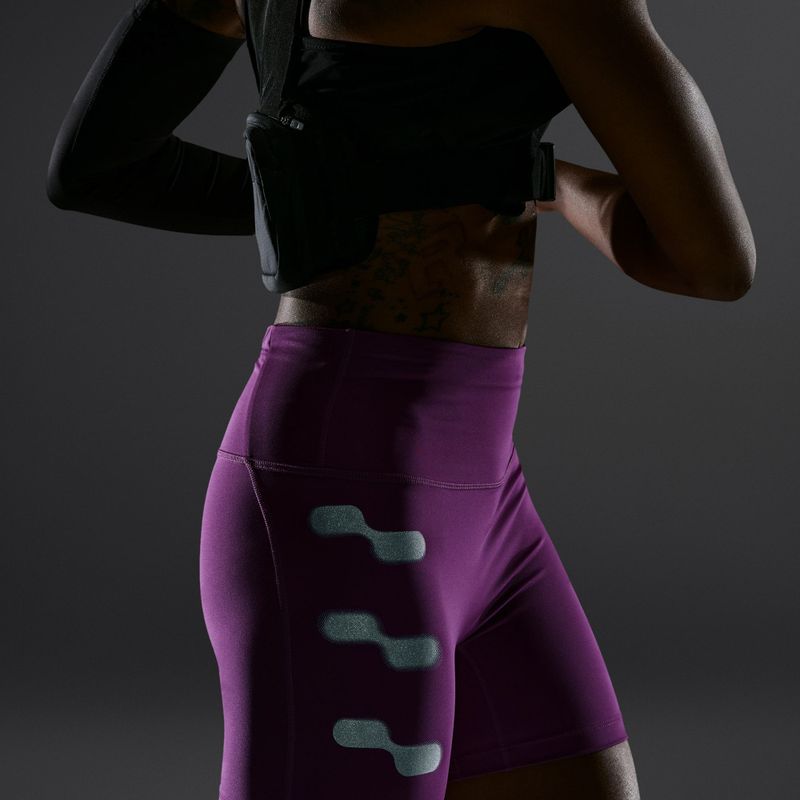 Dámske bežecké šortky Nike Tempo Flash bold berry 7