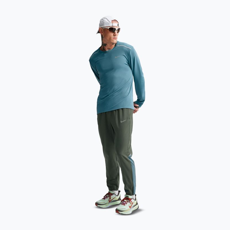 Pánske bežecké nohavice Nike Miler Dri-Fit Woven camo green/mineral slate 2