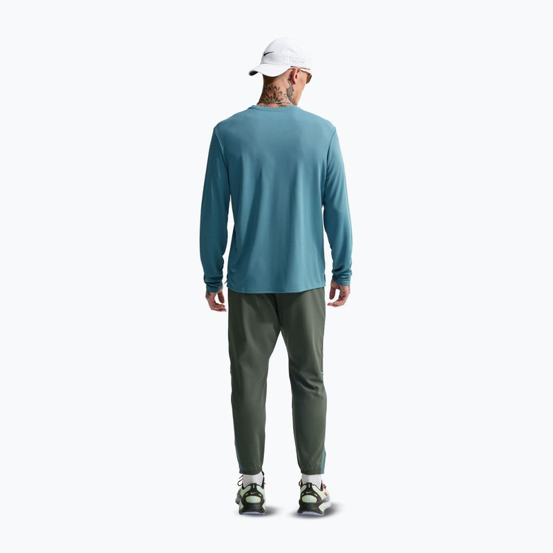 Pánske bežecké nohavice Nike Miler Dri-Fit Woven camo green/mineral slate 3