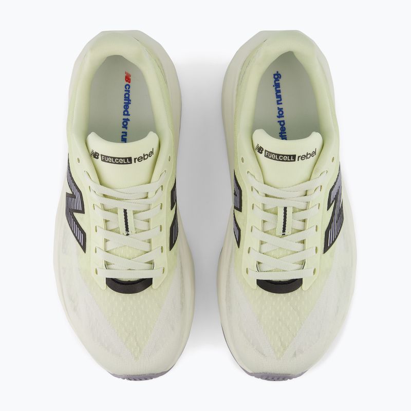 Dámske bežecké topánky New Balance FuelCell Rebel V5 pistachio butter/sea salt 7