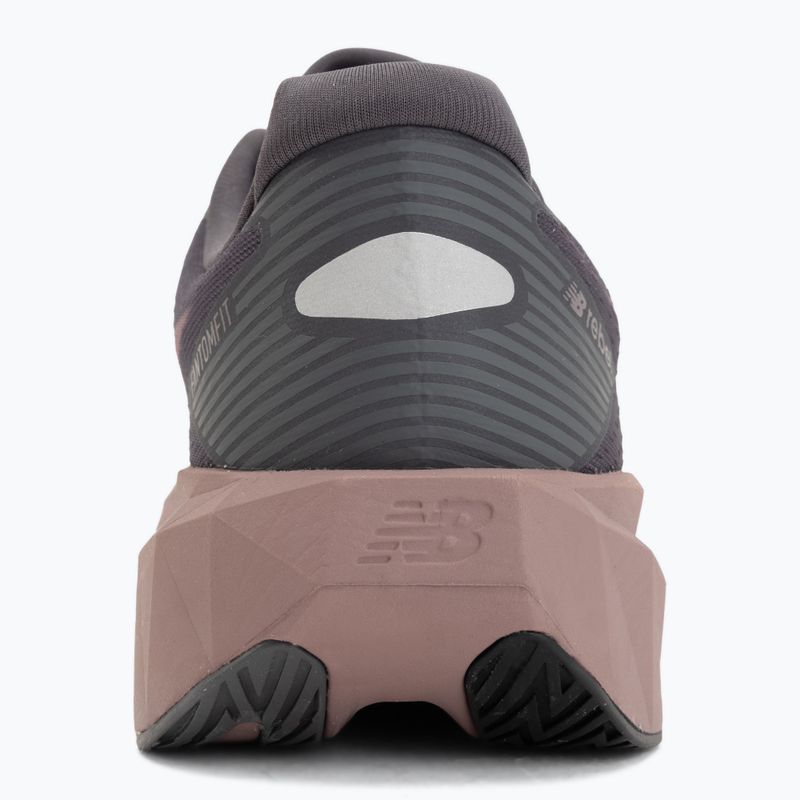 Pánske bežecké topánky New Balance FuelCell Rebel V5 magnet/pebble 6