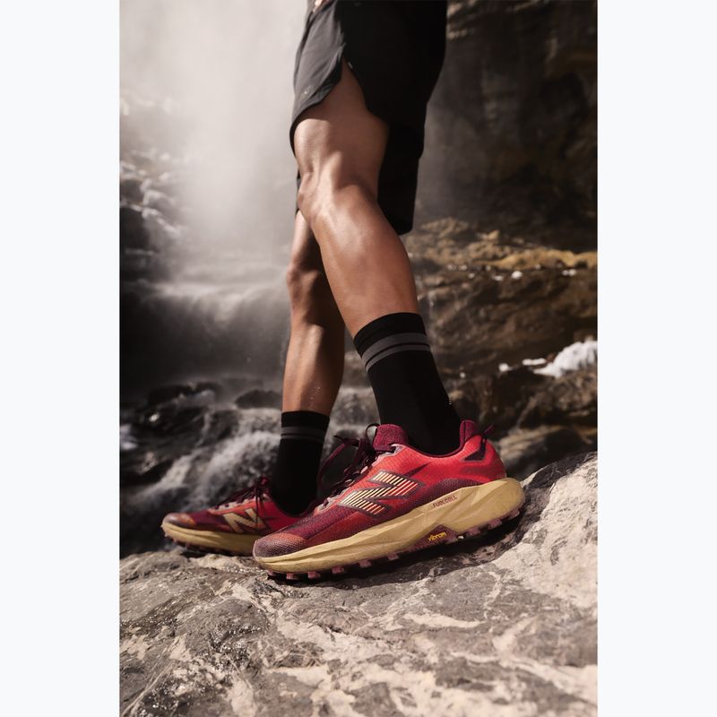 Pánske bežecké topánky New Balance Rebel Trail V1 maple/neo flame 7