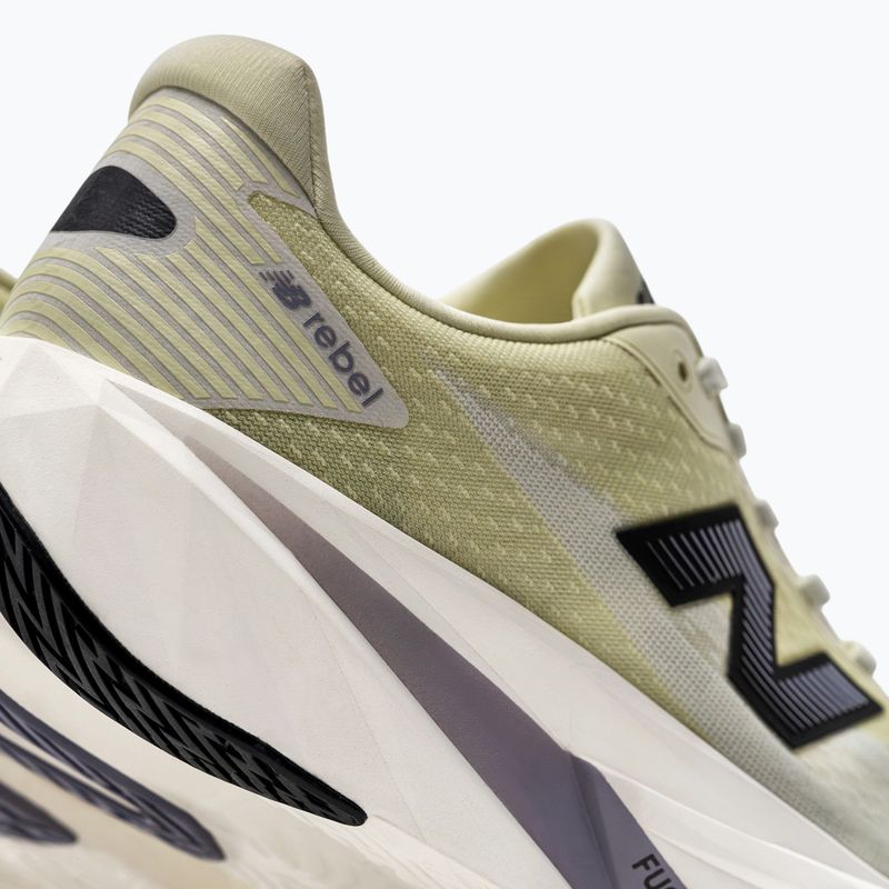 Pánske bežecké topánky New Balance FuelCell Rebel V5 pistachio butter/digital mist 5