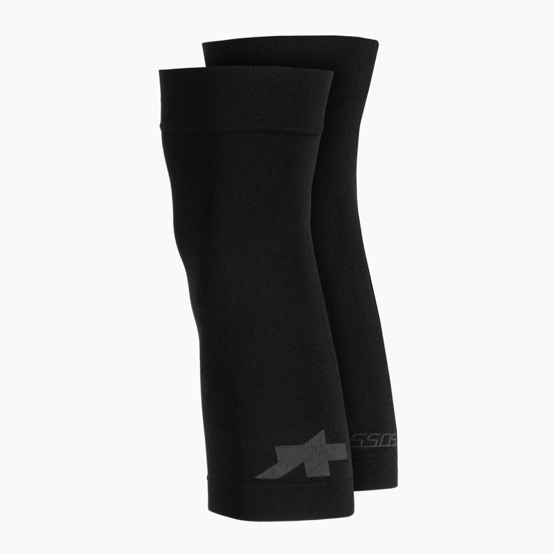 ASSOS Spring Fall Knee Warmers cyklistické chrániče kolien čierne P13.80.830.18 2