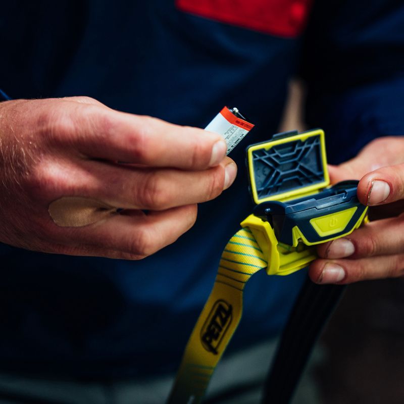 Čelová baterka Petzl Tikka žltá E061AA03 2