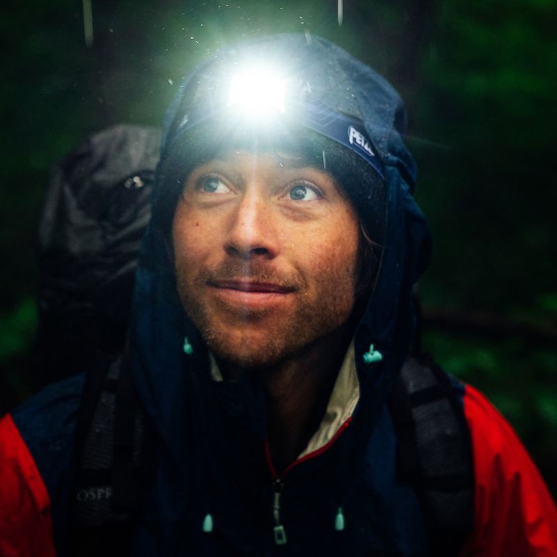 Čelová baterka Petzl Tikka Core modrá E067AA01 2
