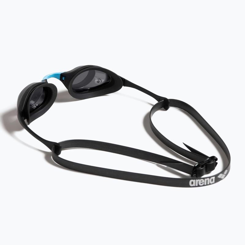 Arena Cobra Plavecké okuliare dark smoke/black/blue 004195/600 7
