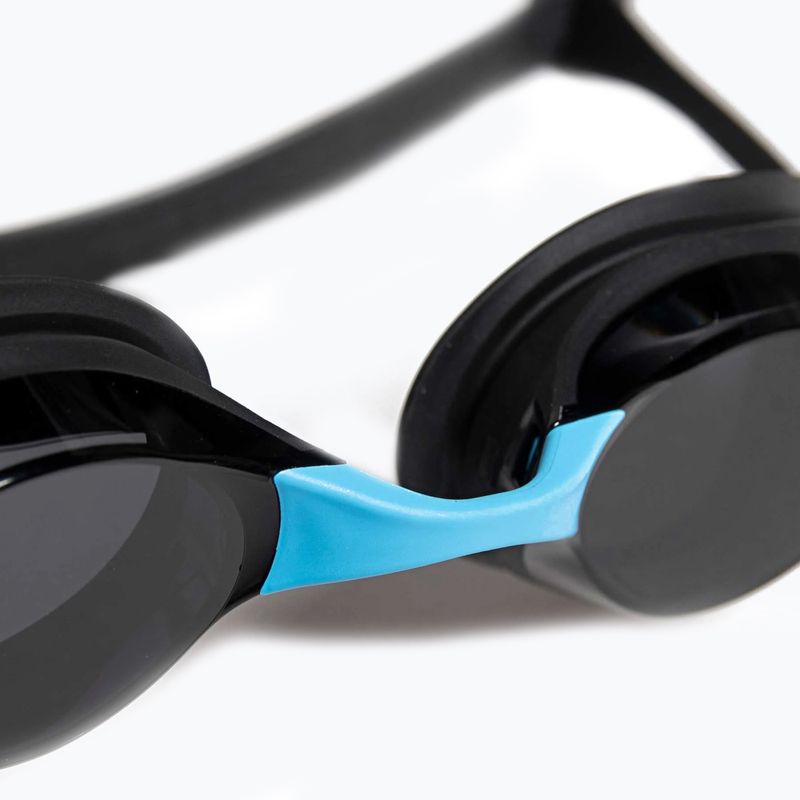 Arena Cobra Plavecké okuliare dark smoke/black/blue 004195/600 12