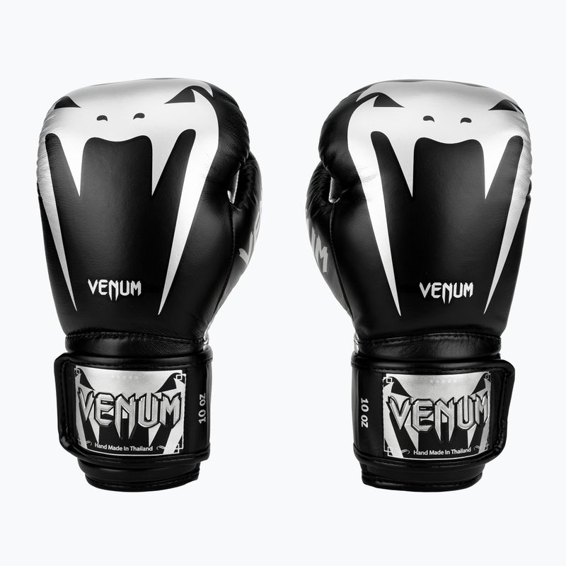Venum Giant 3.0 čierno-strieborné boxerské rukavice 2055-128 2