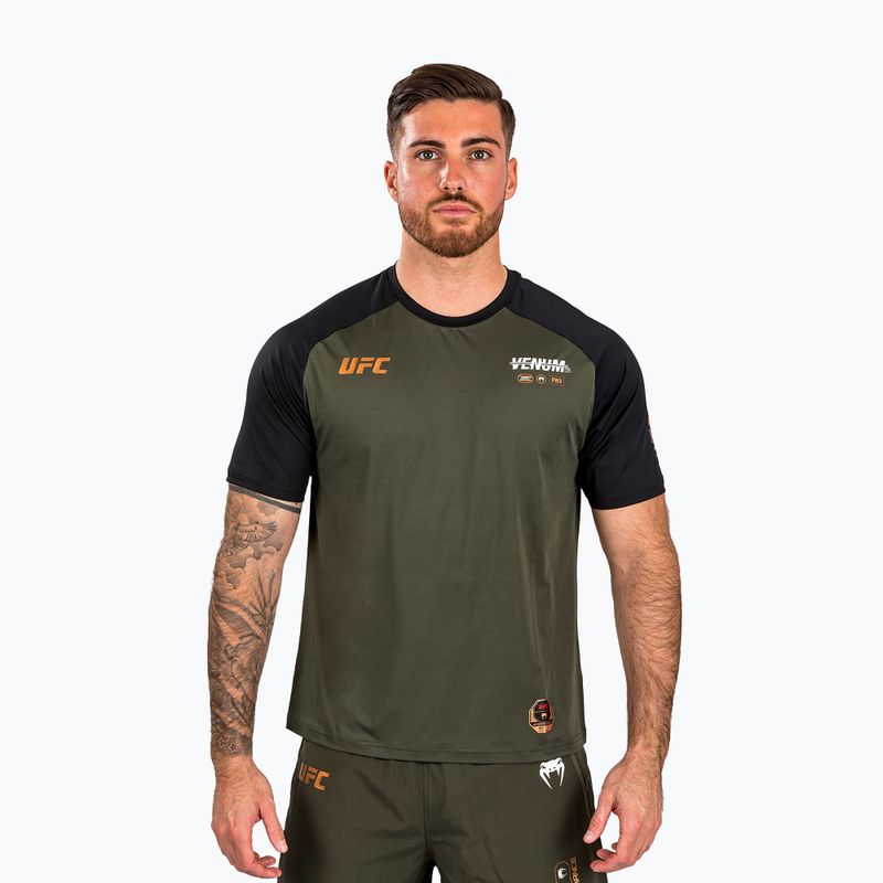 Pánske tričko Venum UFC By Adrenaline Fight Week Dry-Tech khaki