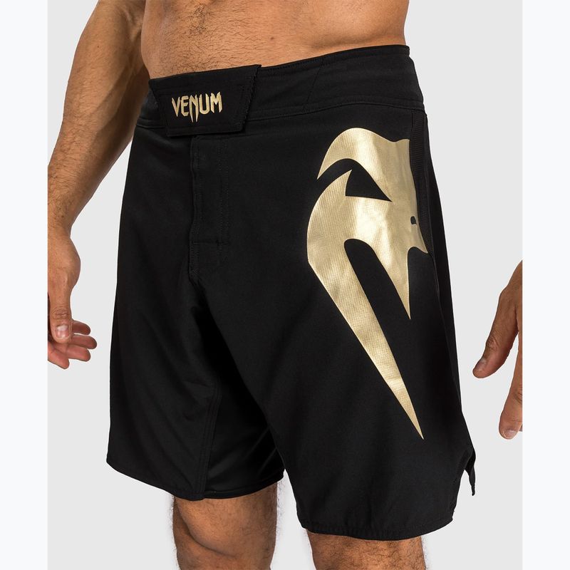 Pánske tréningové šortky Venum Light 5.0 black/gold 4