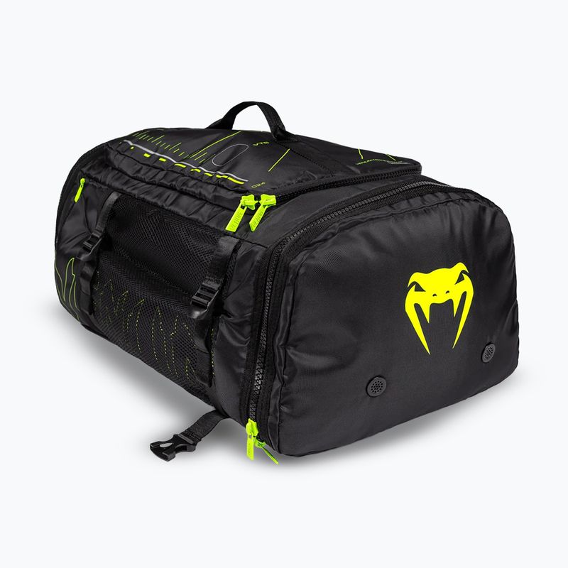 Taška Venum Training Camp 4.0 black/neo green 5