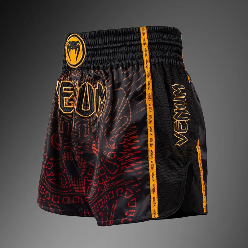 Pánske tréningové šortky Venum Quetzal Fury Muay Thai black/fury red/tangerine 3