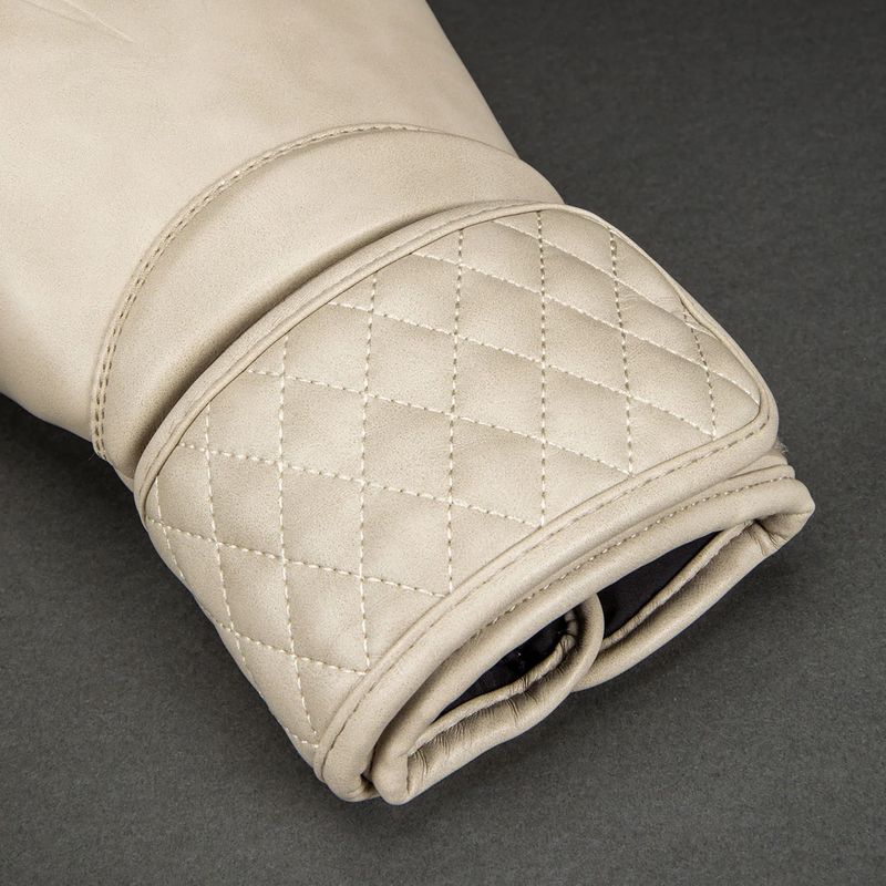 Boxerské rukavice Venum Impact Classic Boxing ivory 5