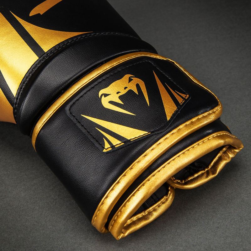 Boxerské rukavice Venum Challenger 2.5 Boxing black/gold 4