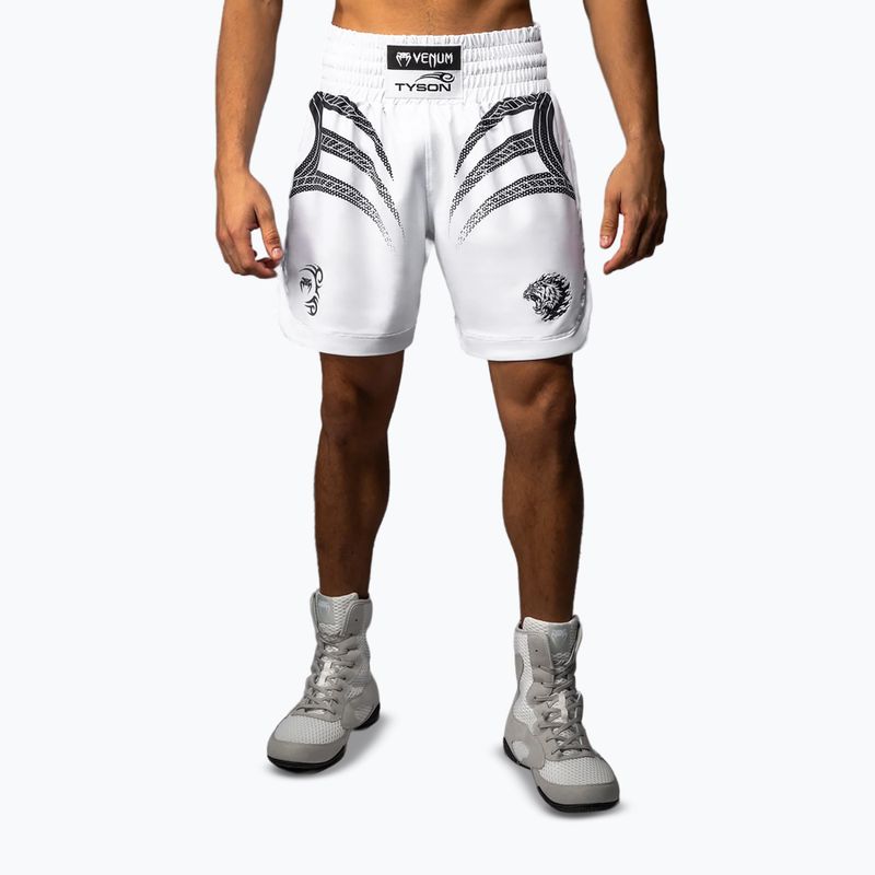 Pánske tréningové šortky Venum x Mike Tyson Tiger optical white/deep black