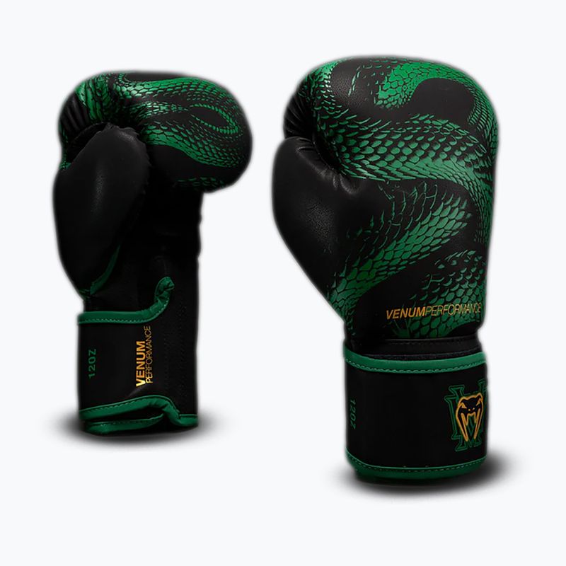 Boxerské rukavice Venum Matupa Boxing black/green/gold 2
