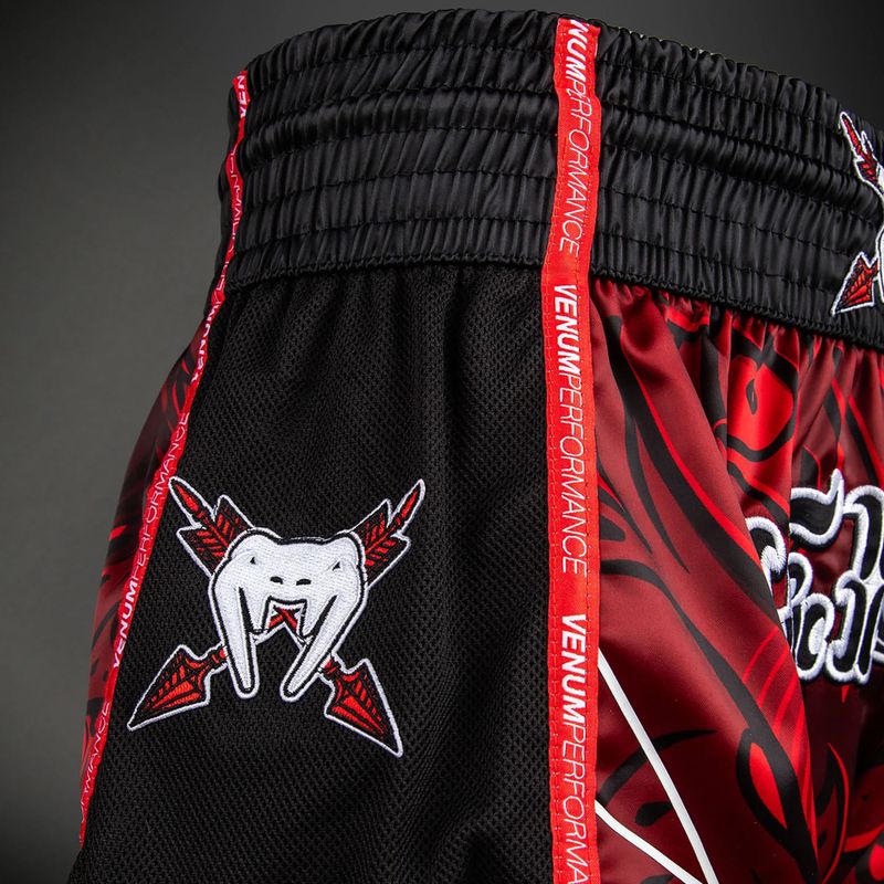 Pánske tréningové šortky Venum Wolf Attack Muay Thai Shorts black/red 5