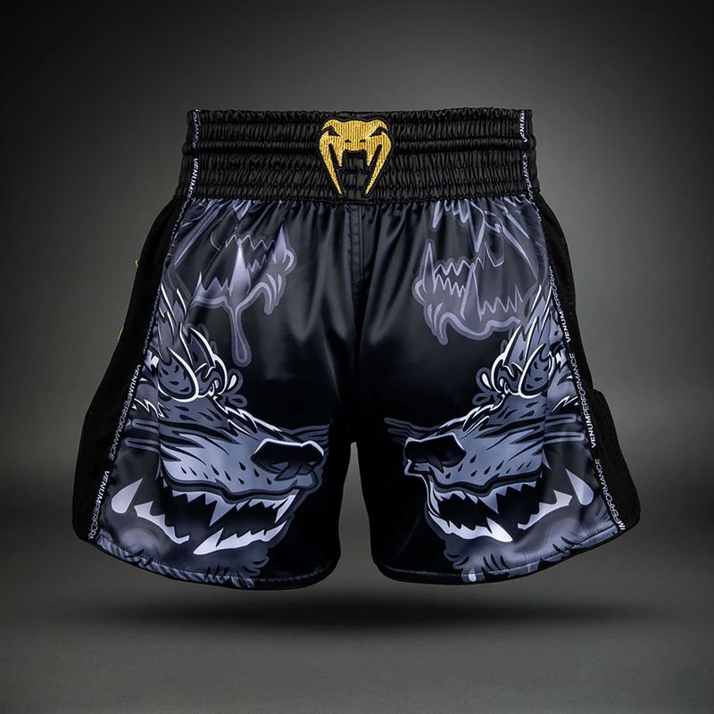 Pánske tréningové šortky Venum Wolf Attack Muay Thai Shorts black/grey 2