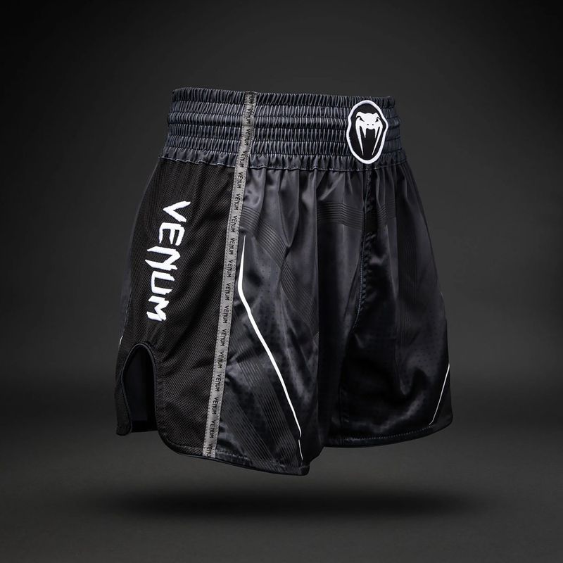 Tréningové šortky Venum Stealth Muay Thai black/white 3