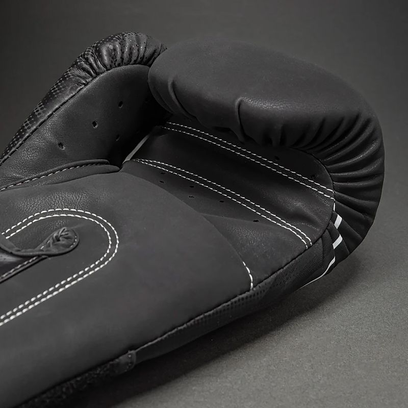 Boxerské rukavice Venum Stealth Boxing black/white 4