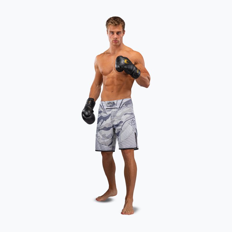 Pánske tréninkové šortky Venum Camo Hero Fight white/light grey 2