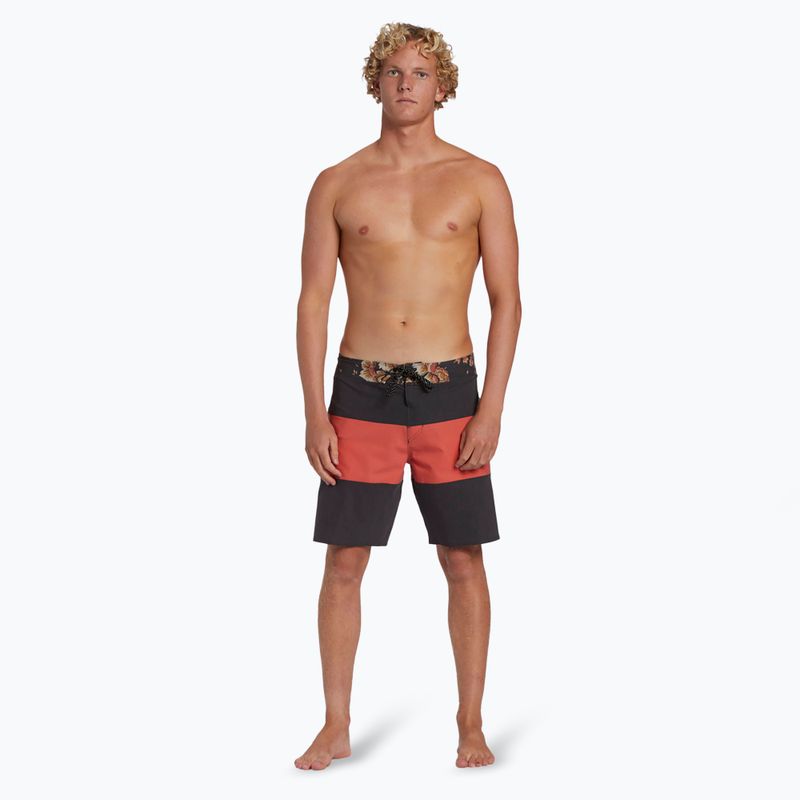 Pánske plavecké šortky Billabong Tribong Pro washed red 4